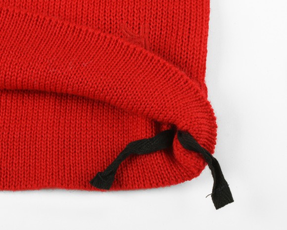 lynn_red_detail_drawstring